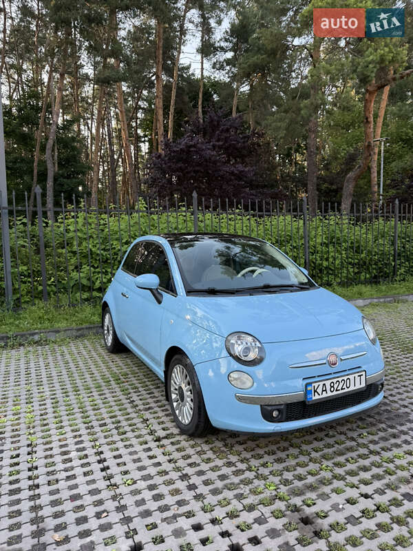 Fiat 500 2011