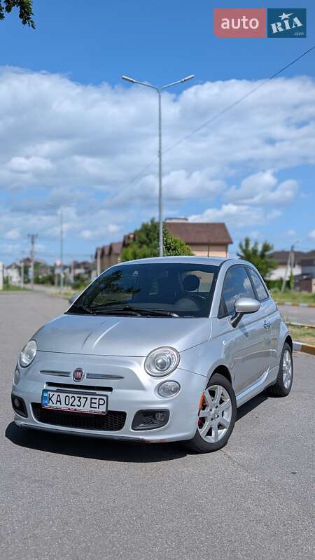 Хэтчбек Fiat 500 2011 в 
