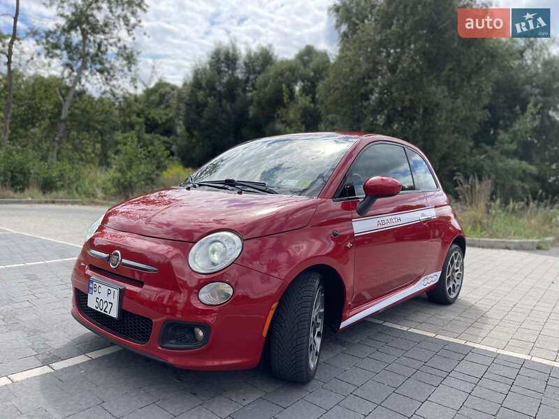 Хэтчбек Fiat 500 2015 в Львове