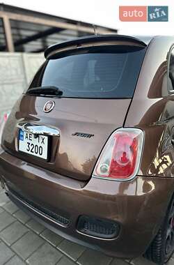Хэтчбек Fiat 500 2012 в 