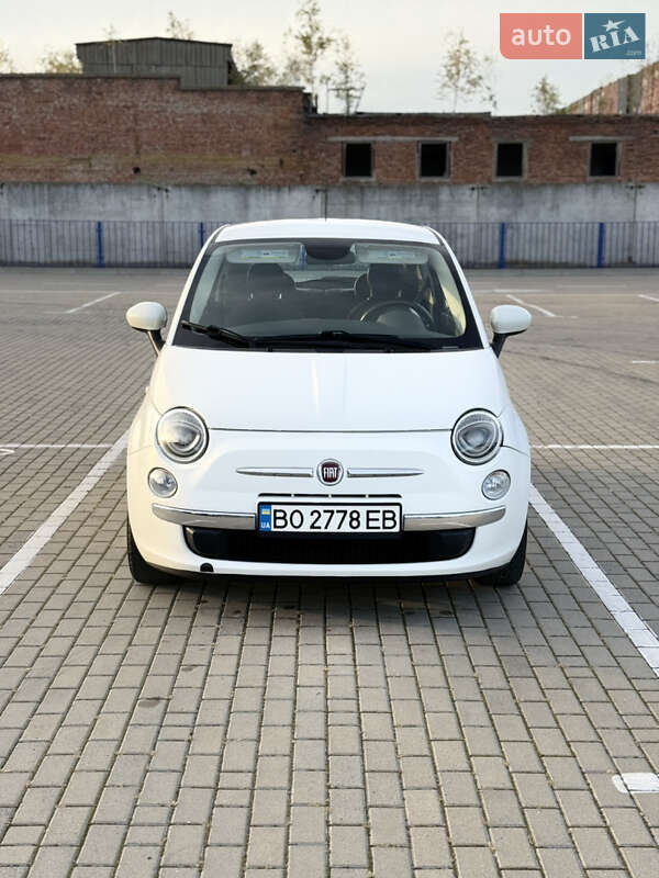 Хэтчбек Fiat 500 2014 в 