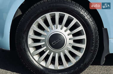 Хэтчбек Fiat 500 2012 в 