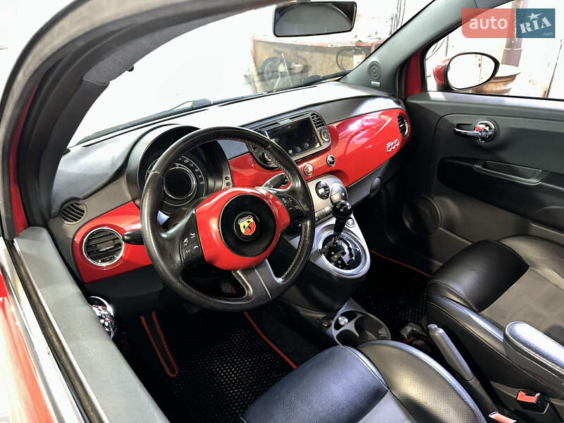 Хэтчбек Fiat 500 2011 в Львове