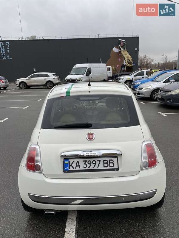 Хэтчбек Fiat 500 2011 в Киеве