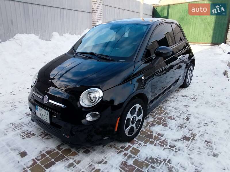 Хэтчбек Fiat 500 2014 в Запорожье