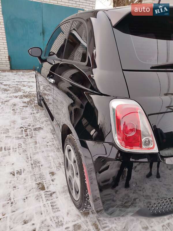 Хэтчбек Fiat 500 2014 в Запорожье