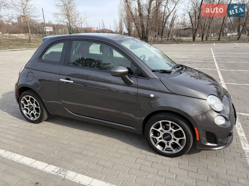Хэтчбек Fiat 500 2018 в Днепре