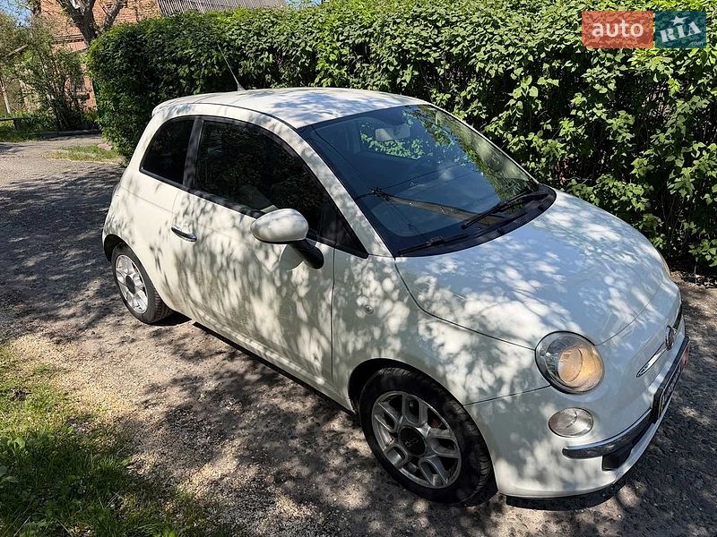 Хетчбек Fiat 500 2010 в Києві