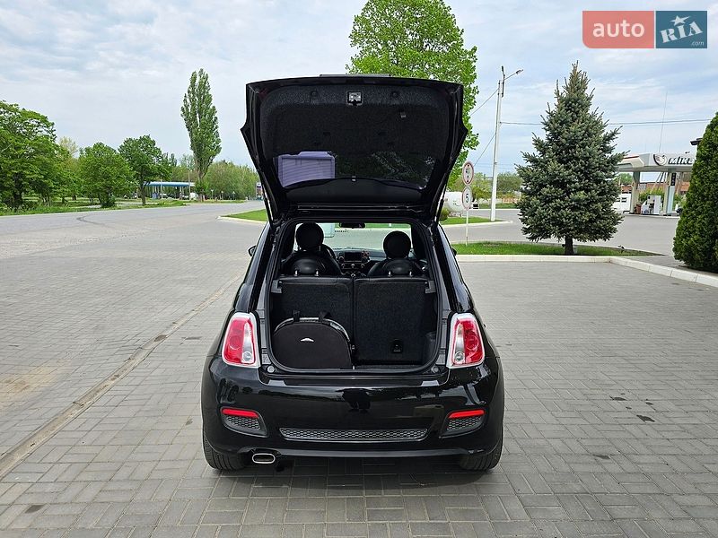 Хэтчбек Fiat 500 2015 в Магдалиновке