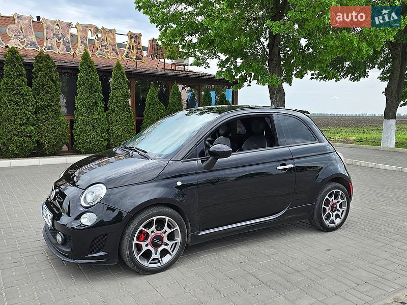 Хэтчбек Fiat 500 2015 в Магдалиновке