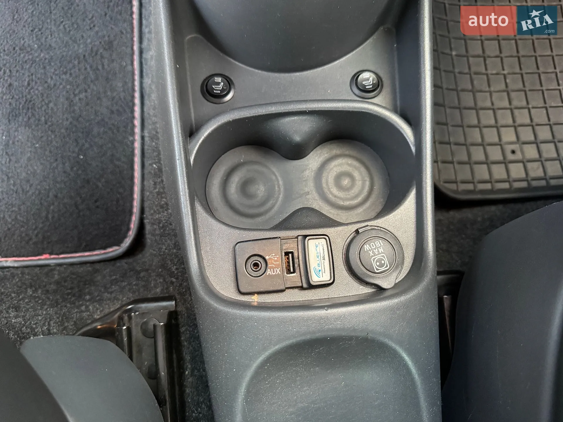 Fiat 500 2012 VIN ZFA31200000846754 фото оголошення 22 з 36