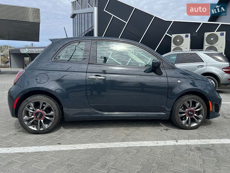 Хэтчбек Fiat 500 2018 в Львове