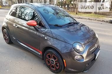 Купе Fiat 500e 2014 в 