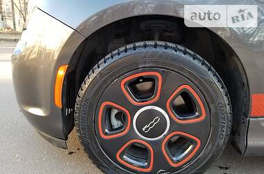 Купе Fiat 500e 2014 в 