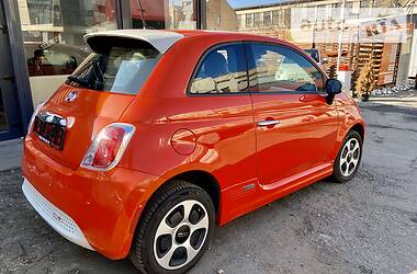 Хетчбек Fiat 500e 2015 в 