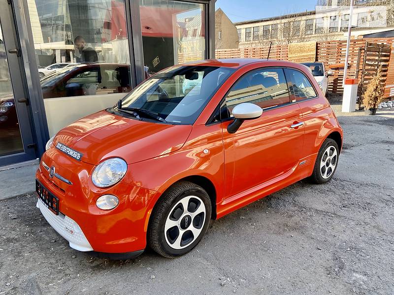 Хетчбек Fiat 500e 2015 в Києві