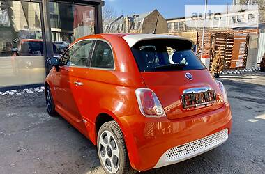 Хетчбек Fiat 500e 2015 в 