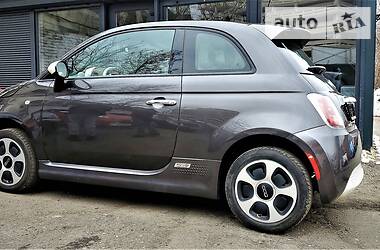 Хэтчбек Fiat 500e 2016 в 