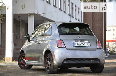 Купе Fiat 500e 2014 в Киеве