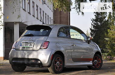 Купе Fiat 500e 2014 в Киеве