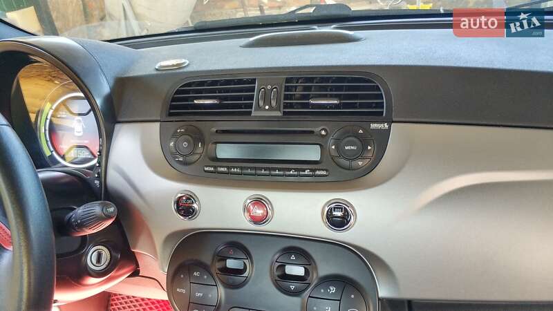 Хэтчбек Fiat 500e 2015 в Киеве