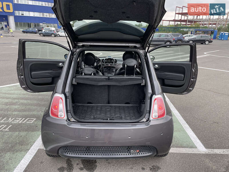 Хэтчбек Fiat 500e 2017 в Киеве