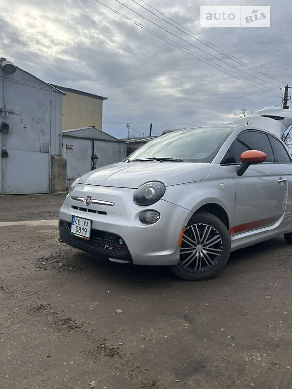 Хэтчбек Fiat 500e 2014 в Черновцах