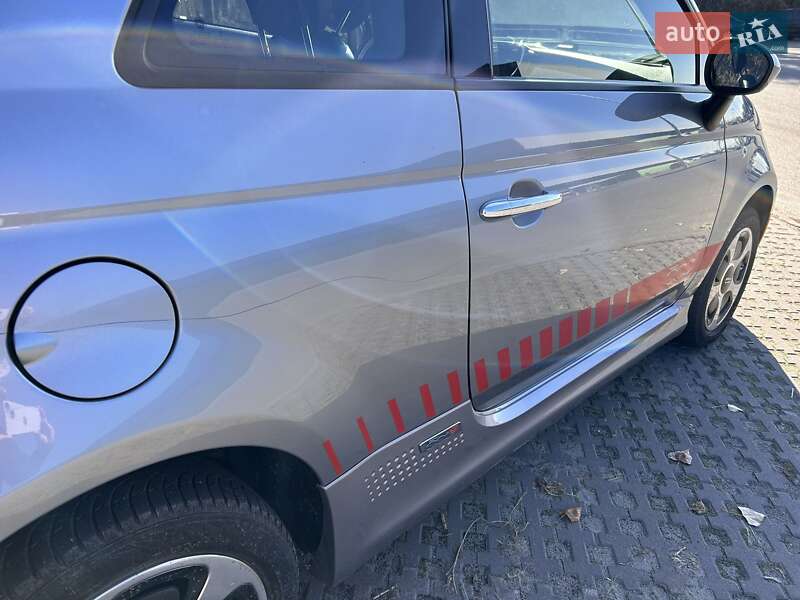 Хэтчбек Fiat 500e 2016 в Киеве фото 15 Хэтчбек Fiat 500e 2016 в Киеве
