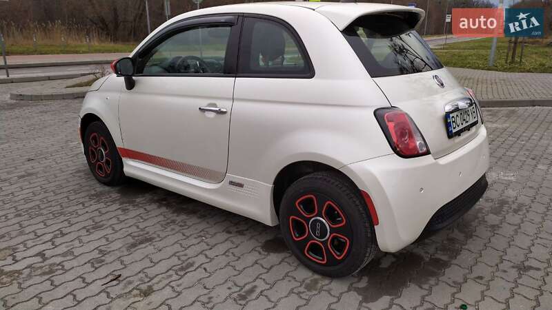 Хэтчбек Fiat 500e 2016 в Львове