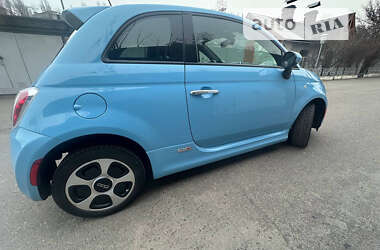 Хэтчбек Fiat 500e 2016 в Киеве фото 12 Хэтчбек Fiat 500e 2016 в Киеве