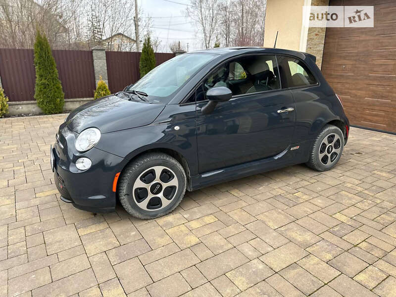 Хэтчбек Fiat 500e 2017 в Львове