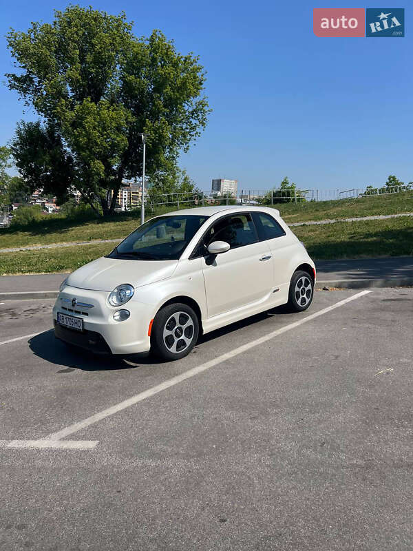 Fiat 500e 2017 Fiat 500e 2017