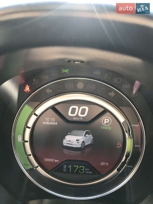 Хэтчбек Fiat 500e 2017 в Виннице фото 10 Хэтчбек Fiat 500e 2017 в Виннице