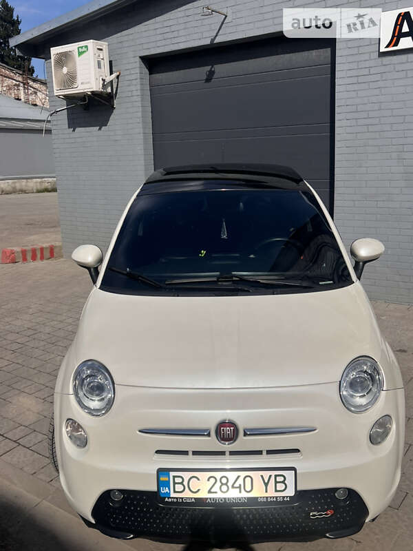 Хетчбек Fiat 500e 2014 в Львові