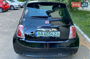 Хэтчбек Fiat 500e 2017 в 