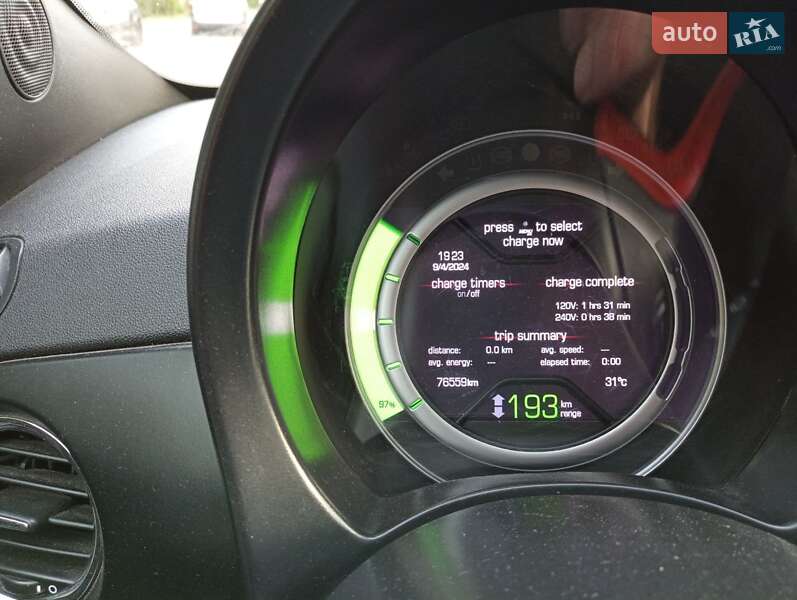 Хэтчбек Fiat 500e 2015 в Львове