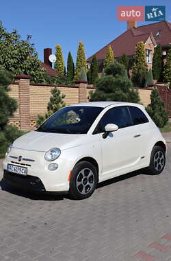 Хэтчбек Fiat 500e 2013 в 