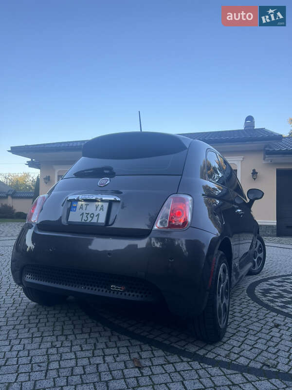 Хэтчбек Fiat 500e 2015 в Косове