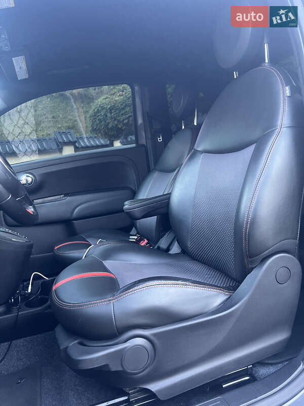 Хэтчбек Fiat 500e 2015 в Косове