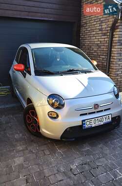 Хэтчбек Fiat 500e 2014 в 