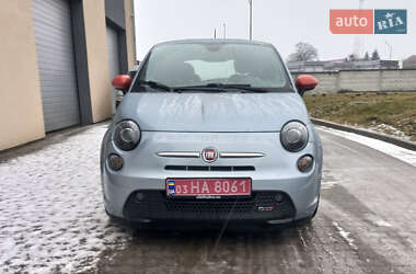 Хэтчбек Fiat 500e 2015 в Радехове