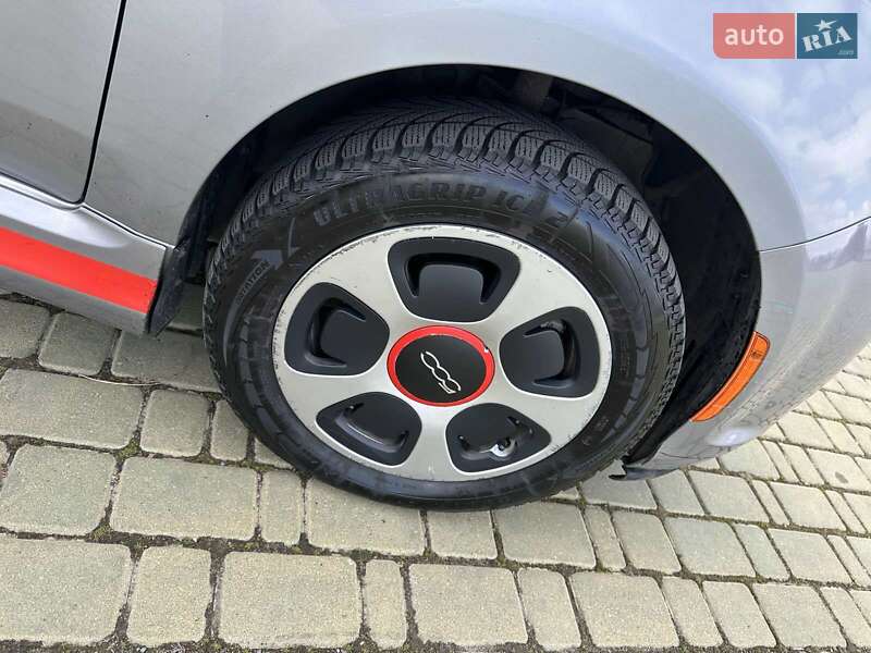 Хетчбек Fiat 500e 2015 в Києві