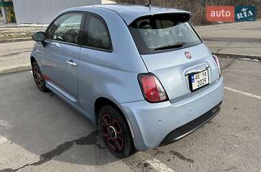 Хэтчбек Fiat 500e 2014 в 
