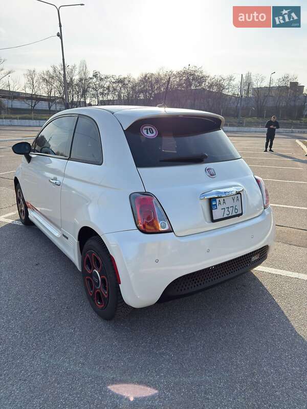 Хэтчбек Fiat 500e 2014 в Киеве