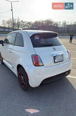 Хэтчбек Fiat 500e 2014 в 