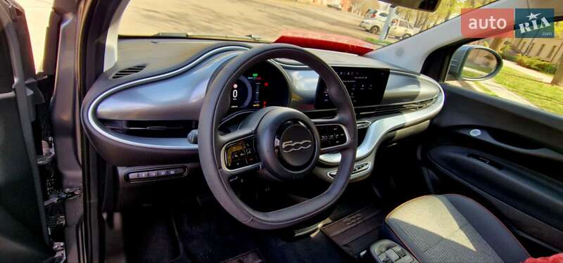 Хэтчбек Fiat 500e 2021 в Николаеве