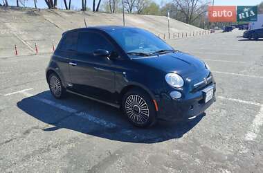 Хетчбек Fiat 500e 2015 в 