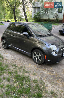 Хетчбек Fiat 500e 2015 в 