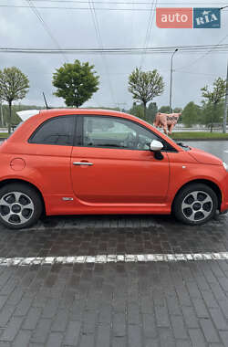 Хэтчбек Fiat 500e 2016 в 