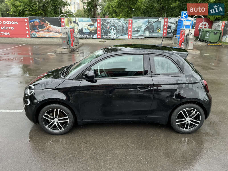 Хэтчбек Fiat 500e 2021 в Киеве